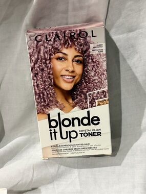 Clairol Blonde It Up Crystal Glow Toner - Sheer Amethyst